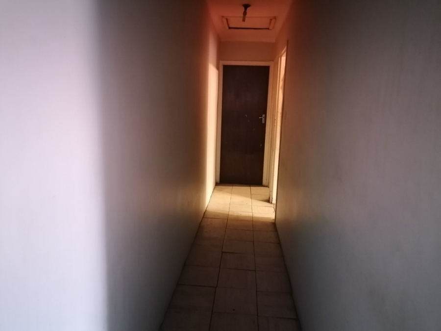 4 Bedroom Property for Sale in Lentegeur Western Cape